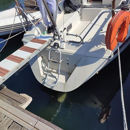 Bateau A Quai St Raphael, 4 Couchages , Voilier Etap 28I Hotel แซ็งต์-ราฟาเอล ภายนอก รูปภาพ